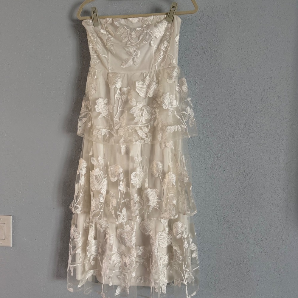 Lulus White Floral Embroidered Tiered Strapless Midi Dress Small Wedding Bridal